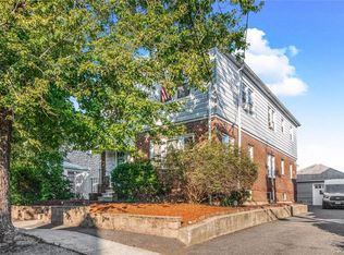 18 Hyatt Ave, Yonkers, NY 10704