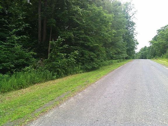 2nd image of 163 Woodstream Ln