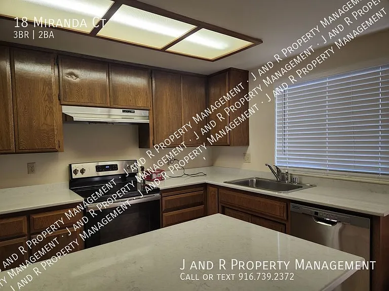 18 Miranda Ct — Photo 8