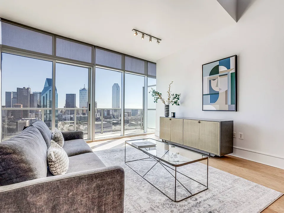 Cirque Residences