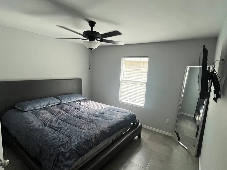 2124 Northridge Ave #C — Photo 25