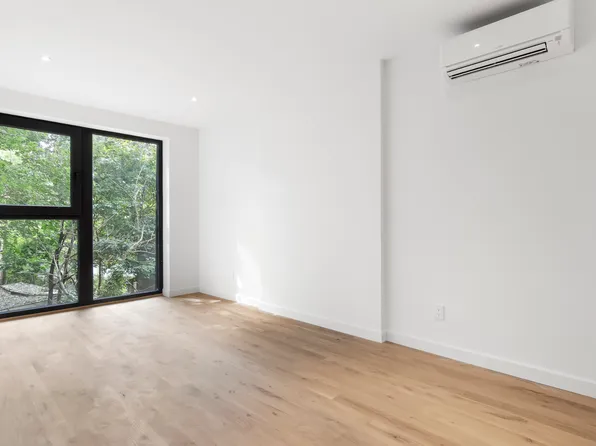 1156 Fulton Street image 6 of 11