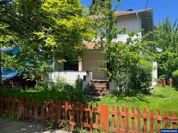 1725 Court St NE, Salem, OR 97301
