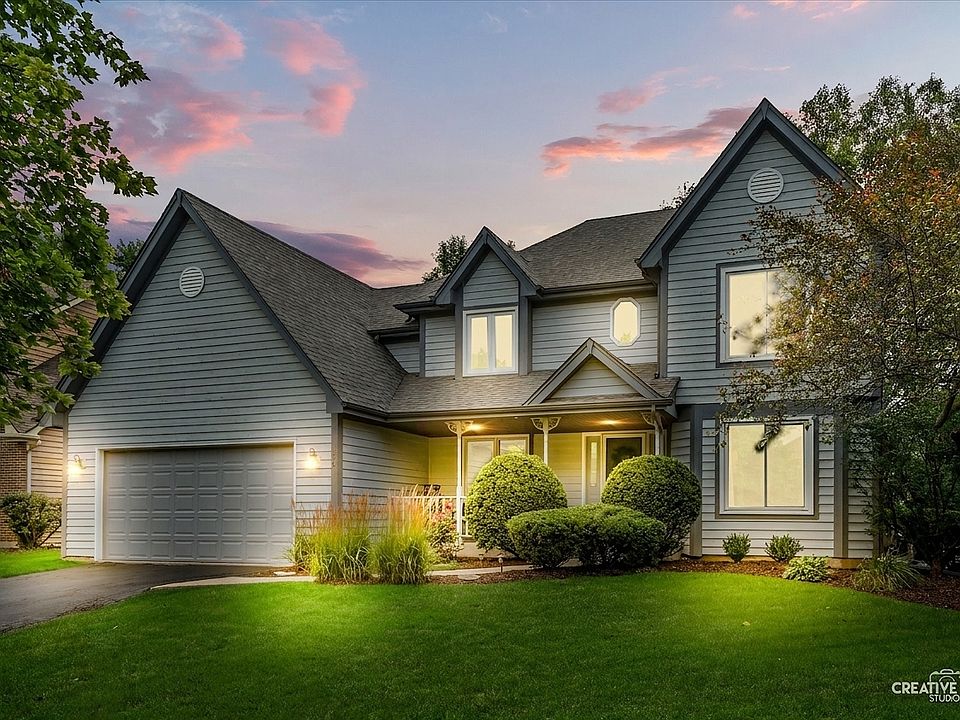 1st image of 490 Waubonsee Cir