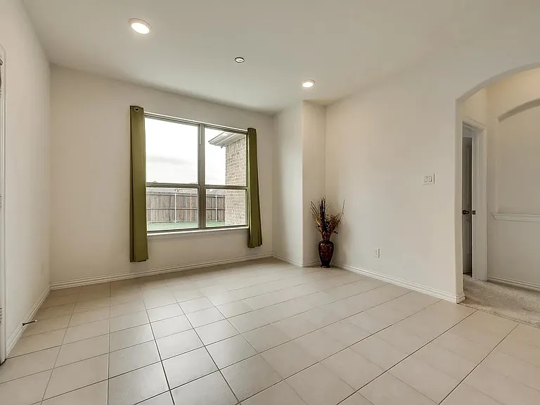 11509 Beckton St — Photo 14