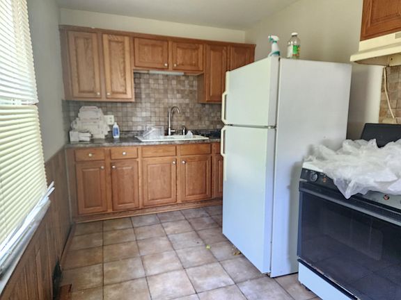 5th image of 2116 19th Ave