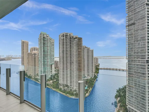 300 Biscayne Boulevard Way, Miami, FL