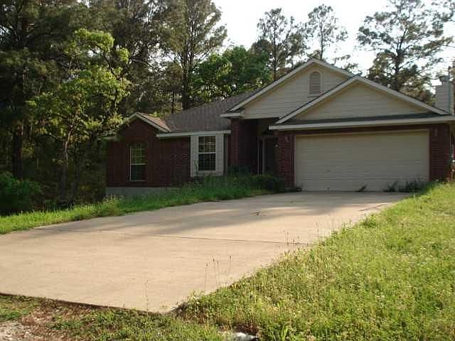 1st image of 144 Lakewood Dr