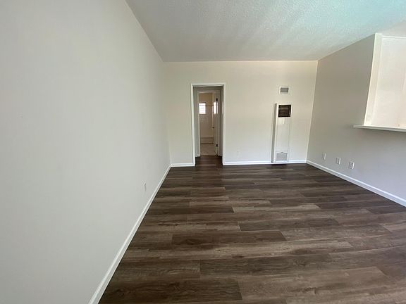 4th image of 1315 N Columbus Ave