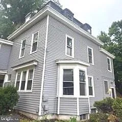 117 E Walnut Ave #D Photo 1
