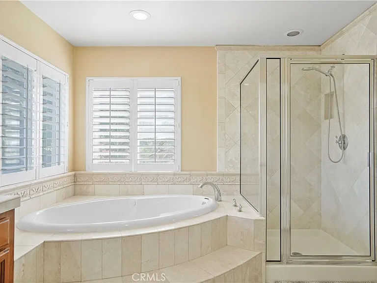 20600 Vercelli Way — Photo 26