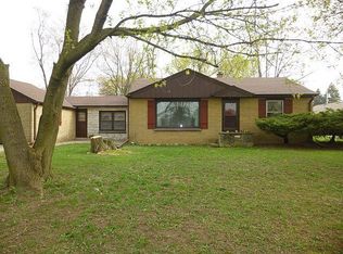 3363 E Puetz Rd, Oak Creek, WI 53154