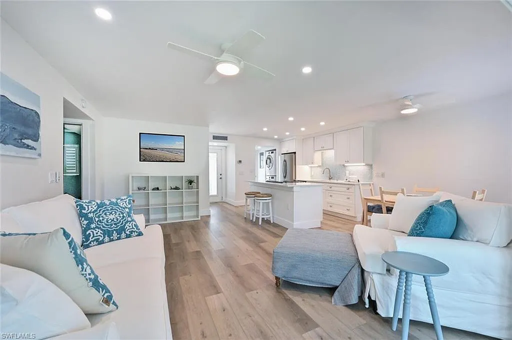 2 bed, 2.0 bath, 1000 sqft, $10,000 — Photo 1