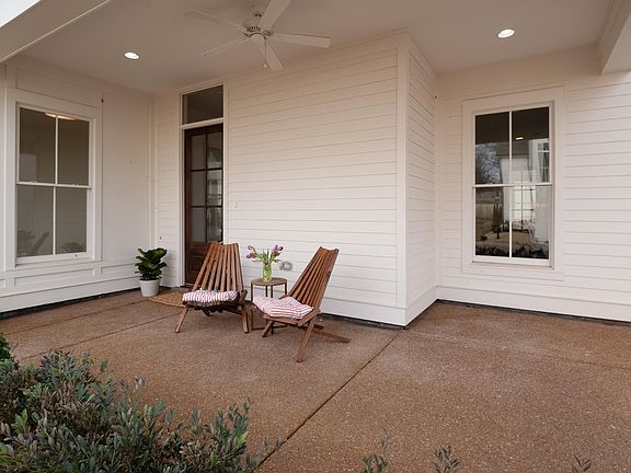 3rd image of 6637 Wynne Oak Cv