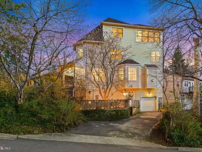 903 Heather Ave, Takoma Park, MD, 20912