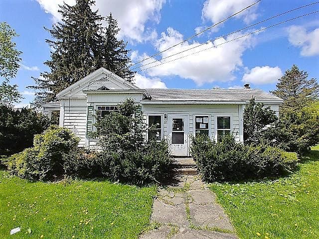 1st image of 12 Church St