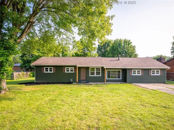 2087 Shadyside Rd, Saint Albans, WV 25177