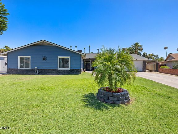 3rd image of 5817 W Navajo Dr