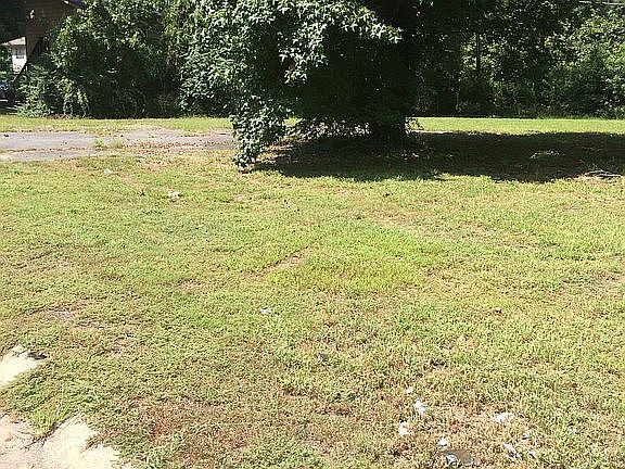 3rd image of 3600 American Manor Dr