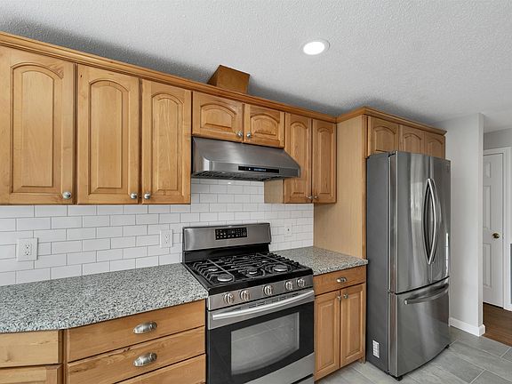 5th image of 46 Brinton Drive