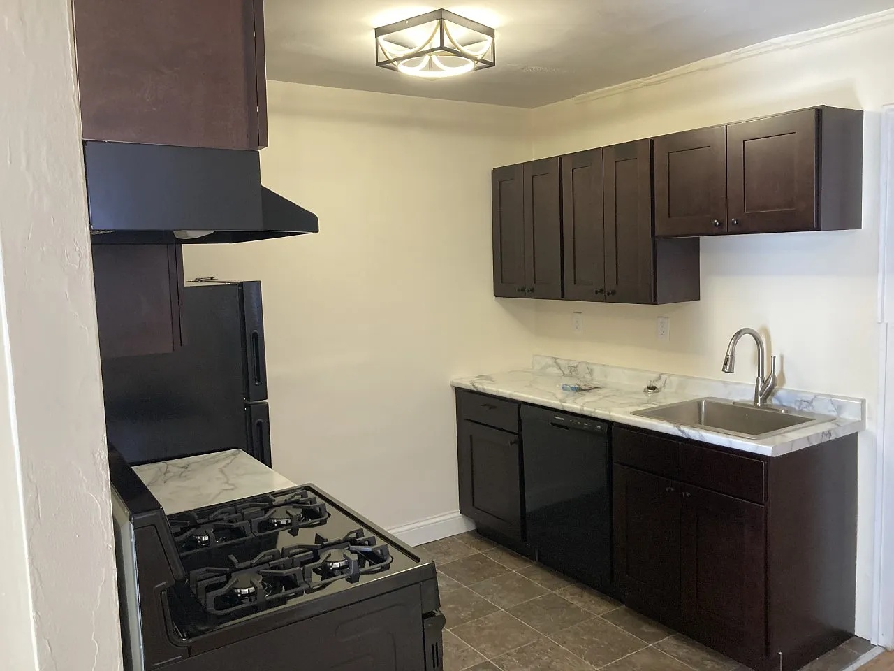 1 bed, 600 sqft, $1,349 — Photo 4