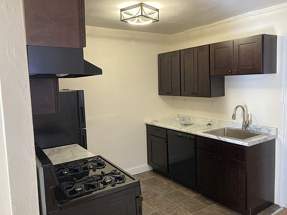 4th image of 587 Grand Ave APT 12