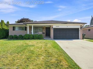 33625 Kennedy Dr, Sterling Heights, MI 48310