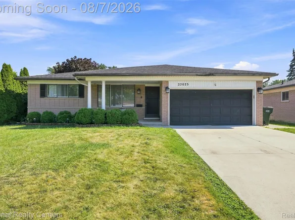 33625 Kennedy Dr, Sterling Heights, MI 48310
