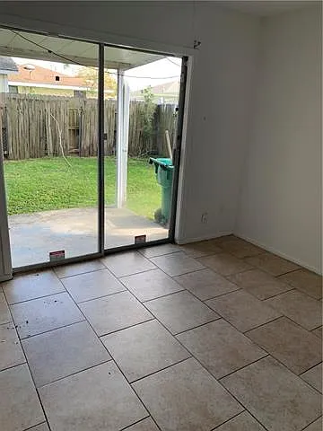3 bed, 2.5 bath, 1500 sqft, $1,650 — Photo 3
