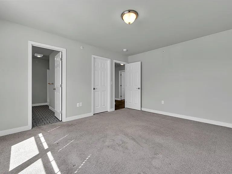15 Pacific Blvd #K — Photo 14