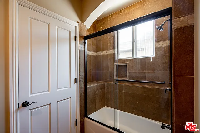 3838 Tilden Ave — Photo 16
