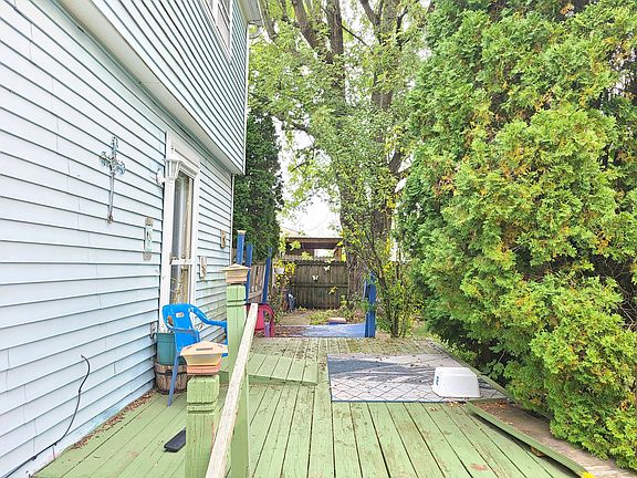 5th image of 559 Clarendon Ave