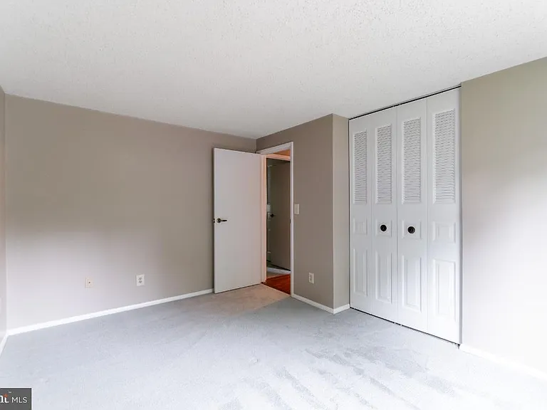 5906 Oak Leather Dr — Photo 18