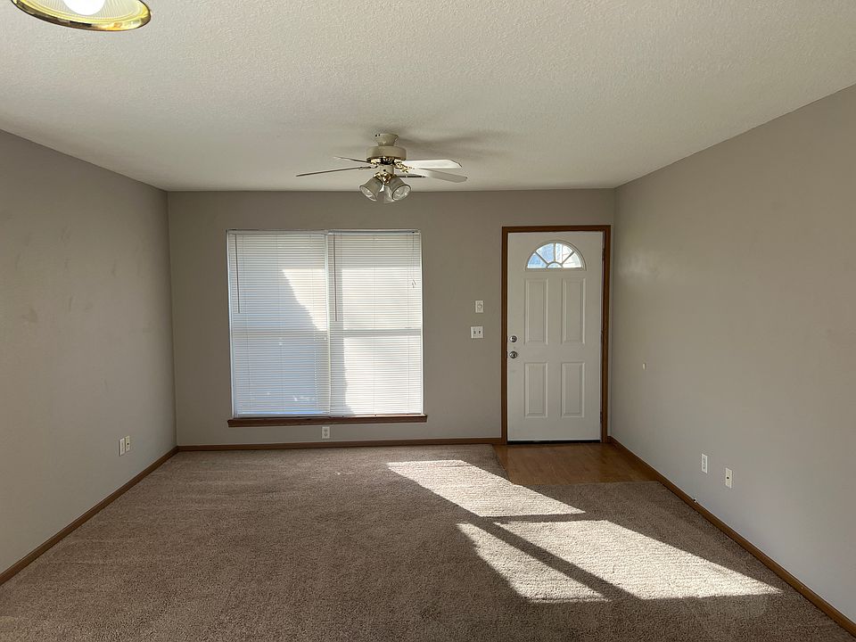 2nd image of 18725 3rd St