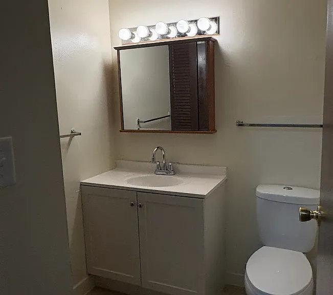 1703 Broadway St #4 — Photo 2