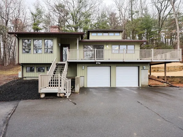 251 Holland Rd, Sturbridge, MA 01566