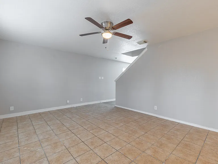 7734 Barhill Post — Photo 10