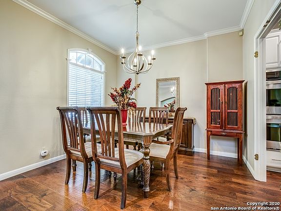 5th image of 2627 Inwood View Dr