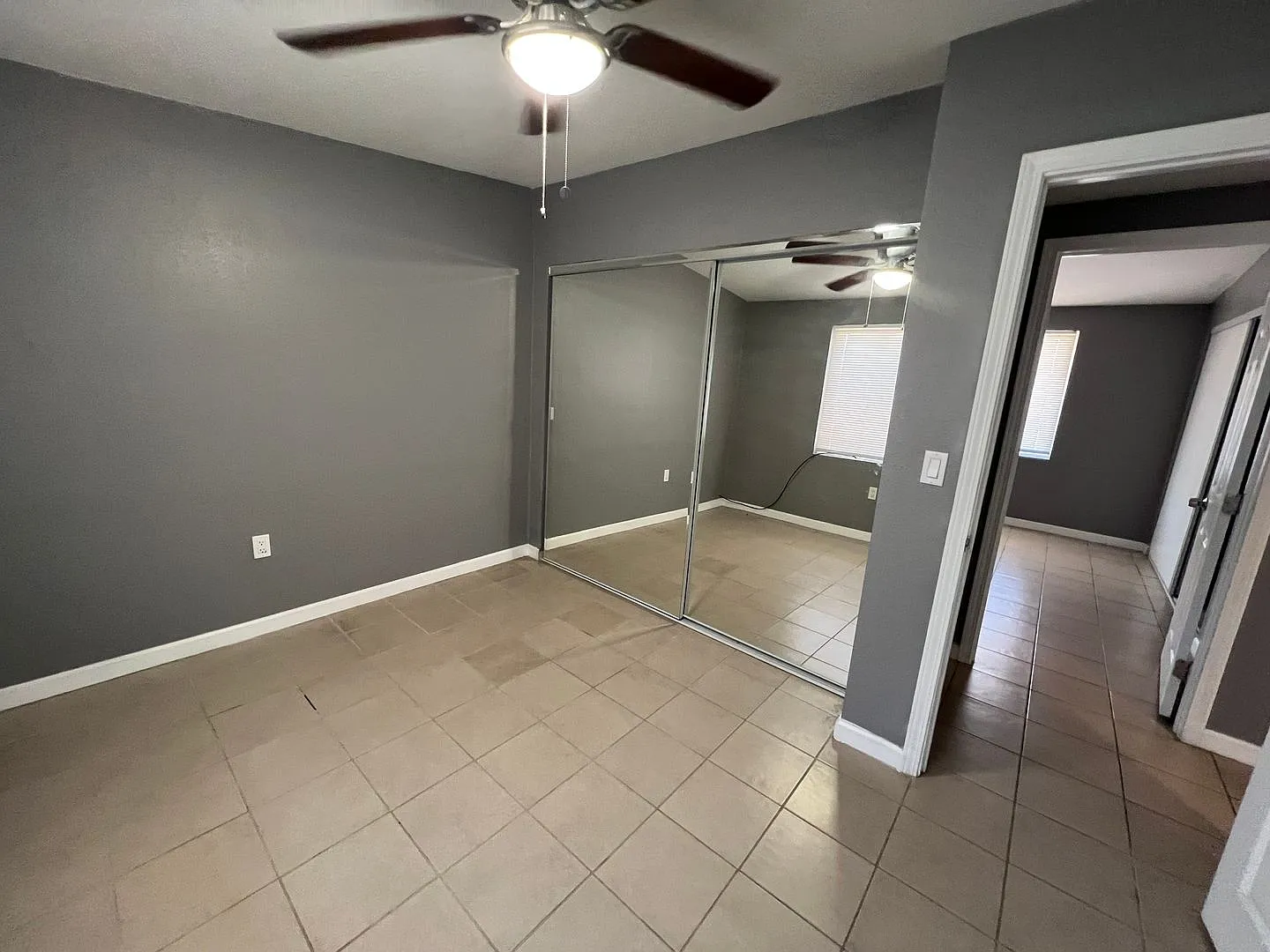 Updated 2 Bed, 1 Bath Apartment with Modern Finishes — Photo 4