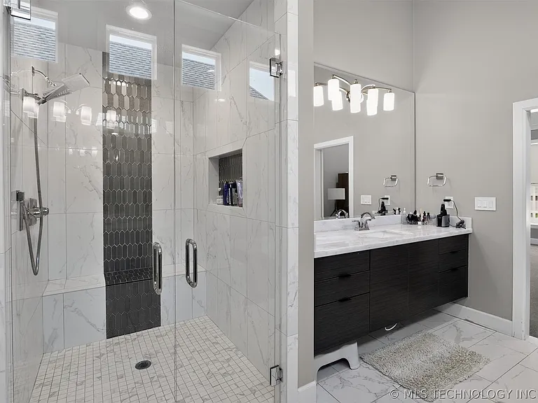 1119 W 86th Pl S — Photo 21