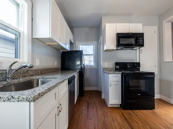 314 N 8th St, Council Bluffs, IA 51503