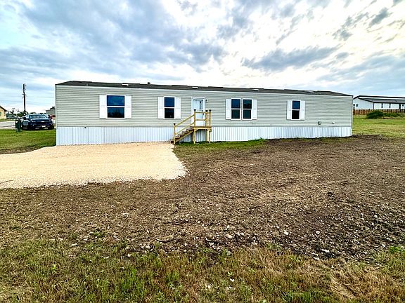 2nd image of 120 Violeta Dr