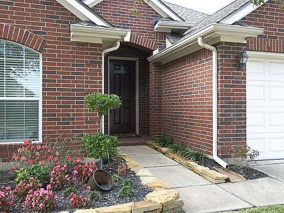 2nd image of 3807 Jackson Bluff Dr