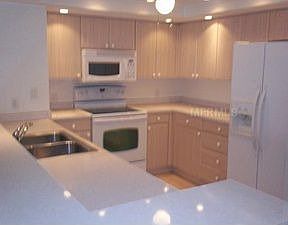 2nd image of 601 Shreve St Building 3