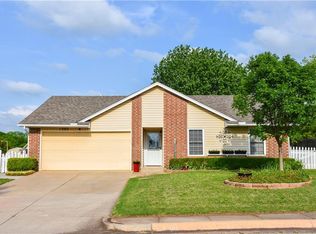 1303 W Silver Maple Ln, Noble, OK 73068