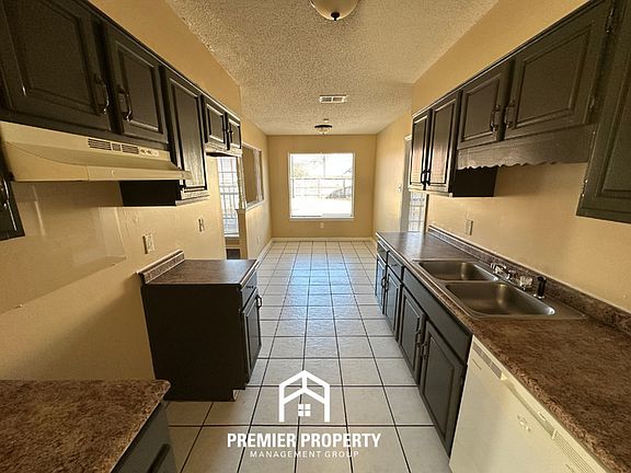 5th image of 6752 Valley Bend Dr