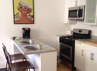 719 Kensington Rd #B, Santa Monica, CA 90405