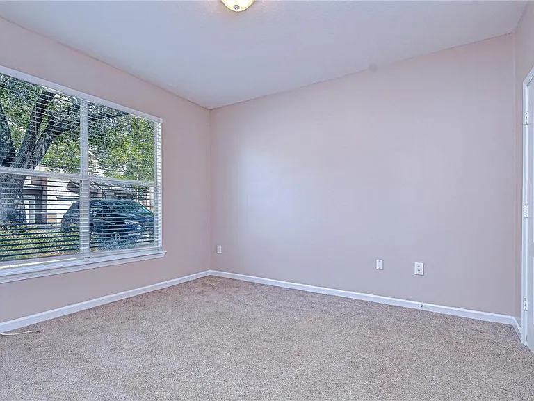17942 Villa Creek Dr #17942 — Photo 37