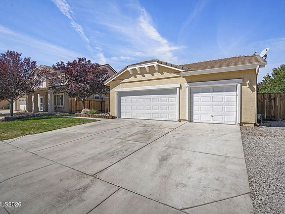 3rd image of 1756 Walnut Dr