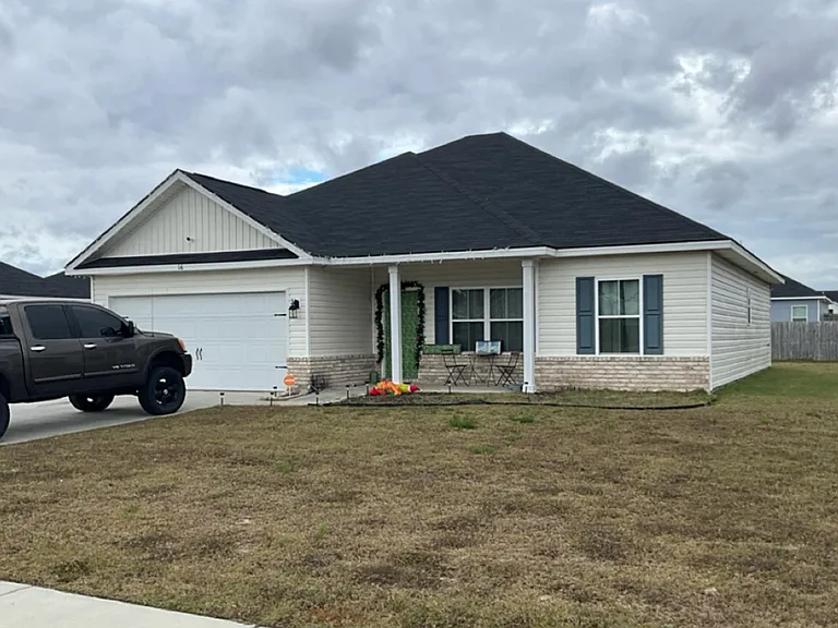 16 Forman Way SE — Photo 1